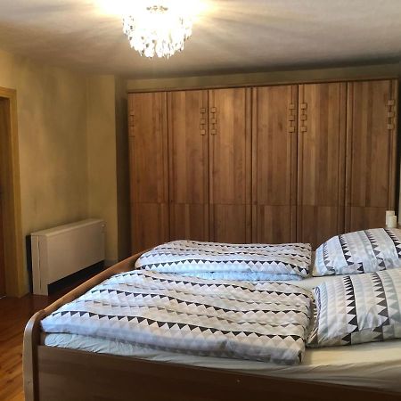Ferienhaus Sankt Aldegund Luaran gambar